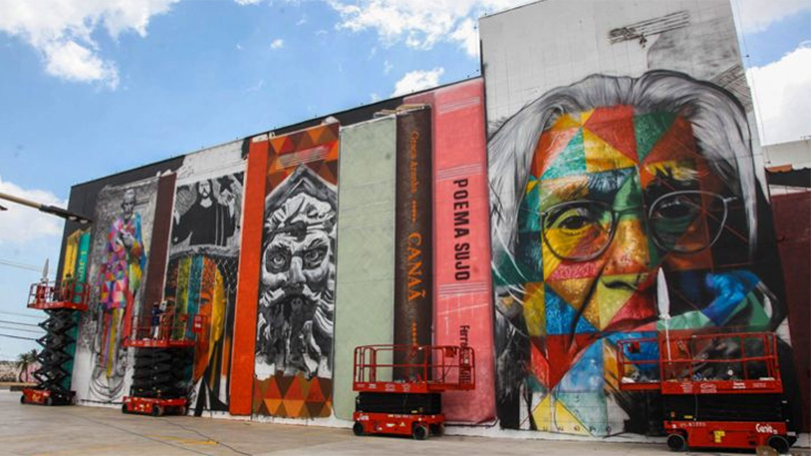 Snapshot do vídeo do making of do Mural Kobra